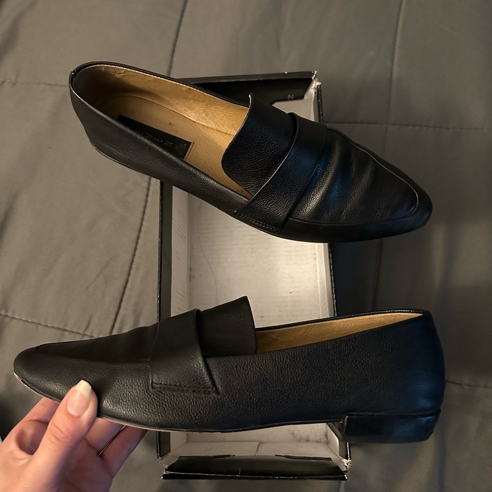 Steve Madden flats size 9.5